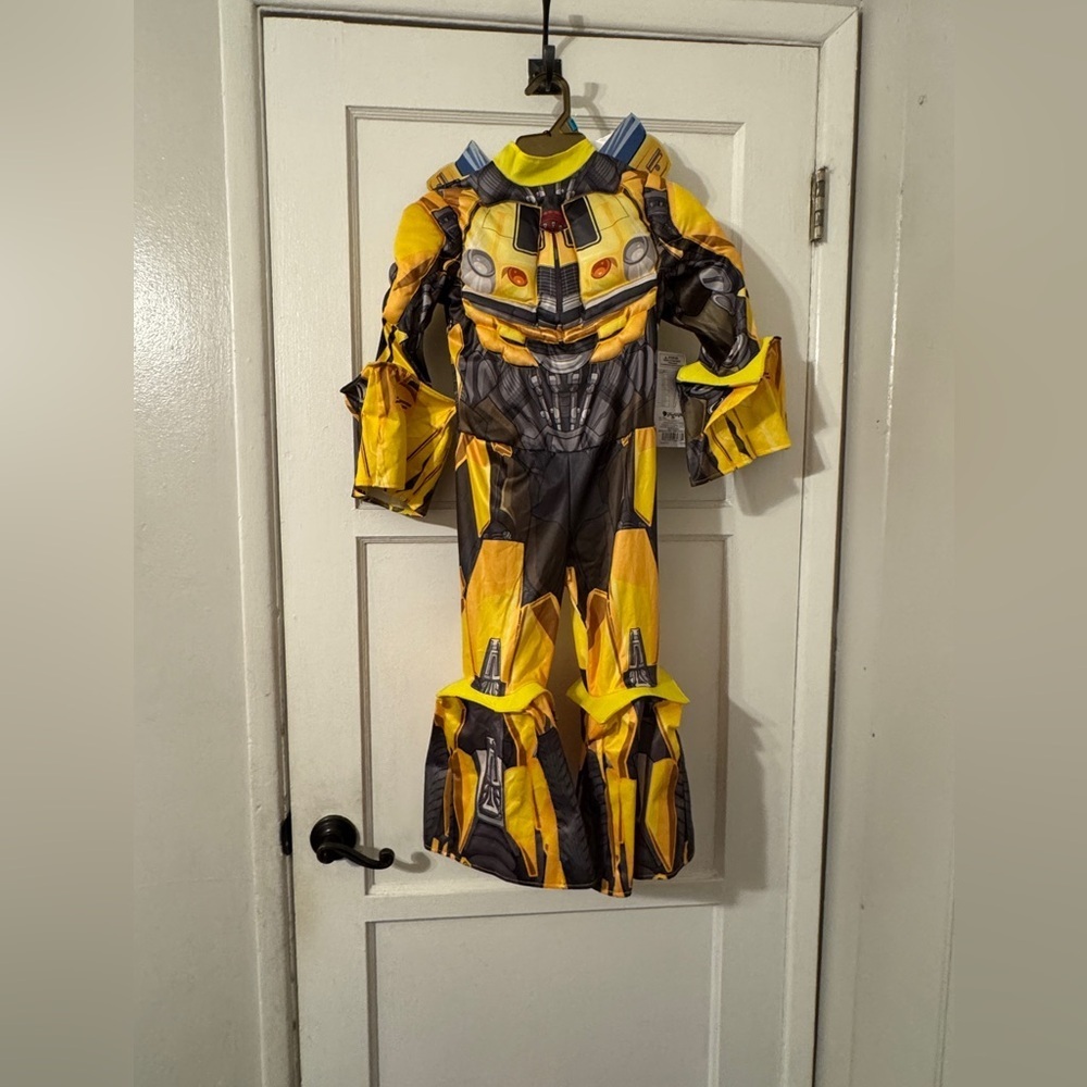 Transformer bumblebee costume size xsmall